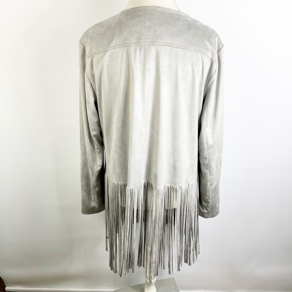Chicos Gray Faux Vegan Suede Fringe Jacket Open Front Western Boho Sz 2 = Large - Picture 4 of 9
